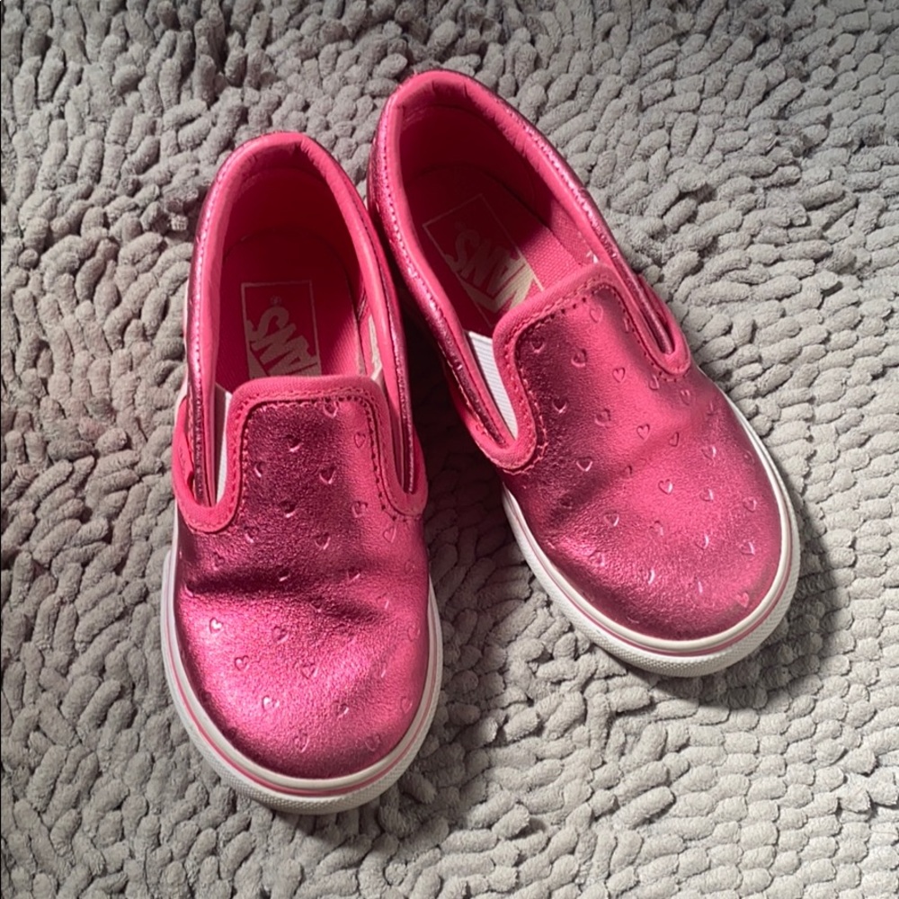 Toddler vans size 8.5. Excellent condition!